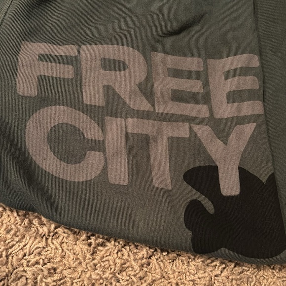 FreeCity 3/4 length jogger dark green saggy slim fit size S - Picture 2 of 9